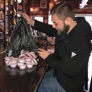 Meet your Posher, Tyler
